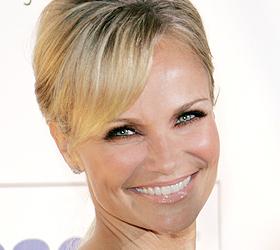 Kristin Chenoweth Visits with Ellen