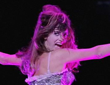 Behind-the-Scenes Footage of Nine Film Released