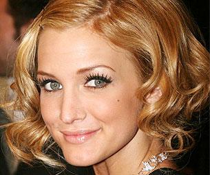 Ashlee Simpson-Wentz Confirmed to Play Roxie Hart in Broadway's Chicago