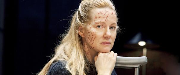 Tickets Now on Sale for the Broadway Return of Laura Linney in Time Stands Still