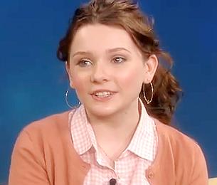Miracle Star Abigail Breslin Works It on The View