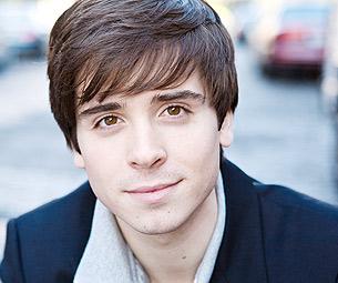 Matt Doyle to Play Joe's Pub, with Guests Jennifer Damiano and Emma Hunton