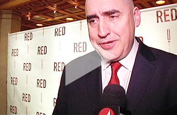 Red Hot! Alfred Molina and Eddie Redmayne Open with a Bang in New Drama