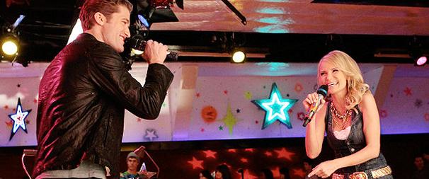 Kristin Chenoweth Comes 'Home' to Glee