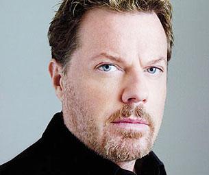 Eddie Izzard Visits Late Late Show