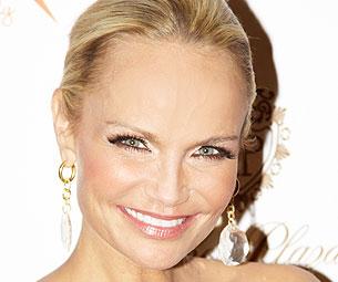 Kristin Chenoweth on Winning Her Tony... In a Wig!