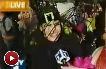 Broadway Halloween Flashback! Idina Menzel Gets Wicked at the New York City Halloween Parade