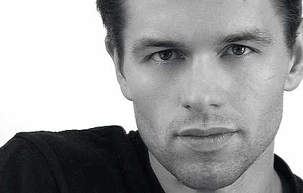 Brit Musical Star Julian Ovenden Eyes Lead in New York Premiere of Maury Yeston’s Death Takes a Holiday