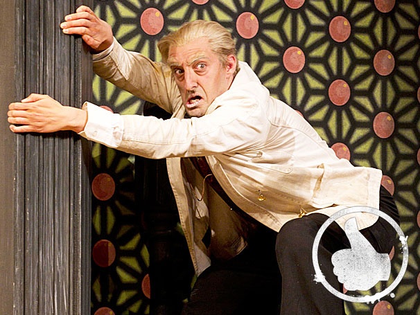 Thumbs Up! One Man, Two Guvnors' Wacky Waiter Tom Edden Deserves a Big Tip