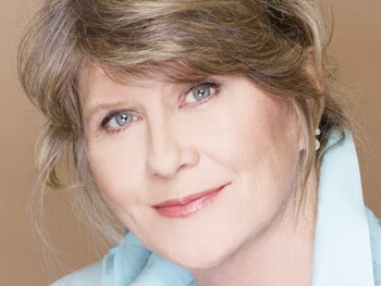 Judith Ivey Joins Jessica Chastain in The Heiress; Revival Sets Dates at Walter Kerr Theatre