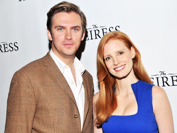 Jessica Chastain and Downton Abbey's Dan Stevens Make Broadway Debuts as The Heiress Begins Performances