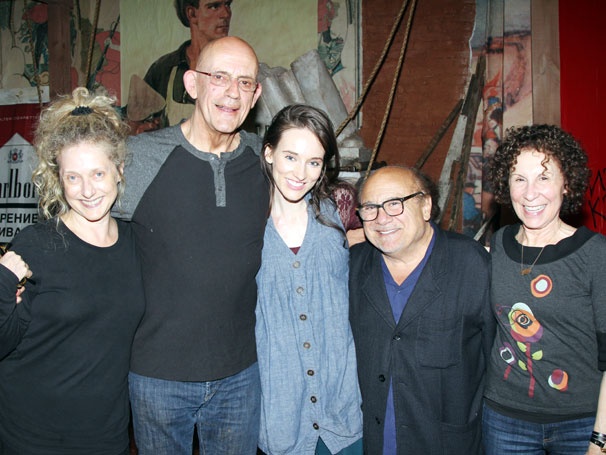 Christopher Lloyd Invites Taxi Co-Stars Carol Kane, Danny DeVito & Rhea Perlman Into The Caucasian Chalk Circle