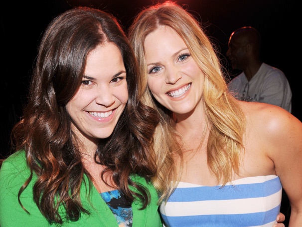 Lindsay Mendez, Katie Rose Clarke & the Cast of Wicked Celebrate 4,000 Magical Performances
