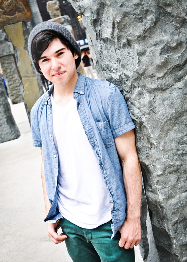 Newsies' Andy Richardson on His Broadway Bucket List and Passion for Sign Language