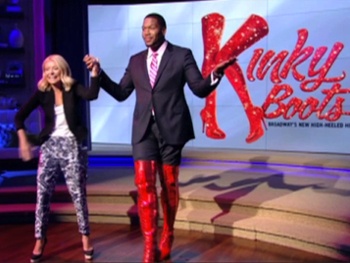 Watch Michael Strahan Go to Kinky Boot Camp and Step Into the High-Heeled Musical
