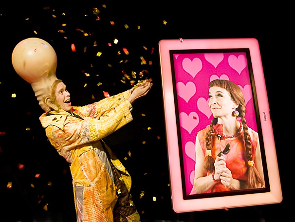 Wally Watthead and His Lost Glow Will Light Up Off-Broadway’s New World Stages in 2014