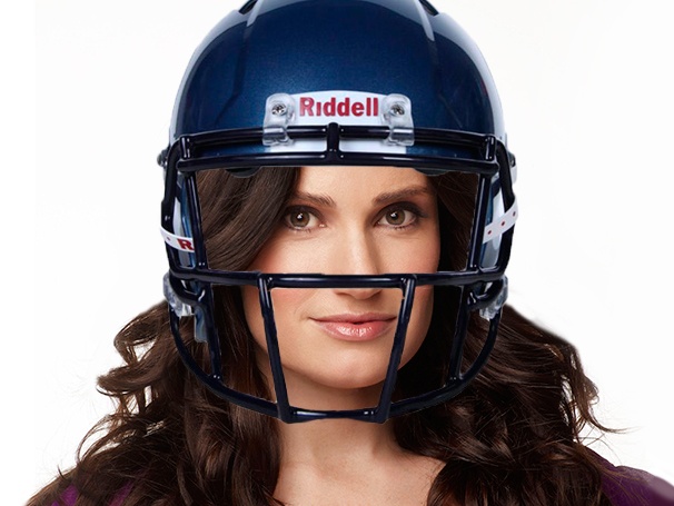 Idina Menzel Might Pee Herself, Will Root with Katy Perry & More Tidbits Before Her Super Bowl Performance