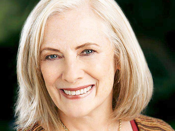 Weekend Poll Top Three: Fans Want Betty Buckley to Scare the Sh*t Out of Them on American Horror Story