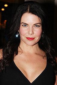 Gilmore Girls Star Lauren Graham Tapped for Guys and Dolls