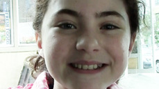 Simply Red: Backstage at <i>Annie</I> with Lilla Crawford, Episode 2: Orphan Overload!