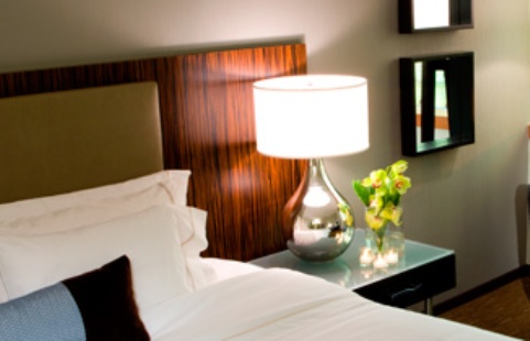Traditional King Guestroom