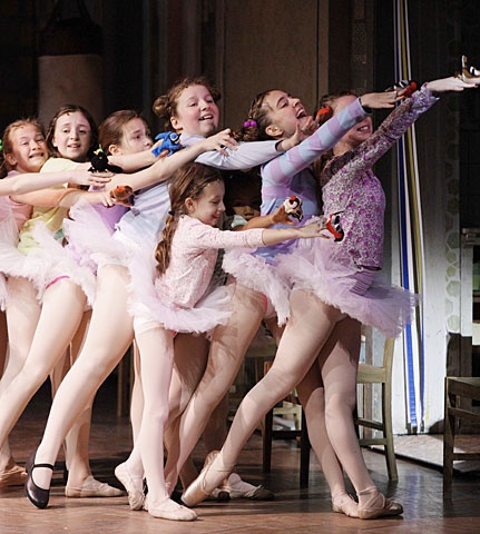 Billy Elliot - Show Photo - ballet girls