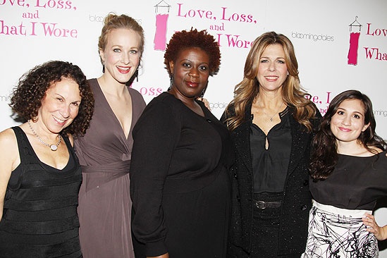 November 2009 cast of Love, Loss – Rhea Perlman – Katie Finneran – Capathia Jenkins – Rita Wilson – Lucy DeVito