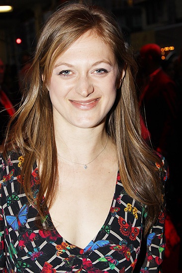 Red opening – Marin Ireland