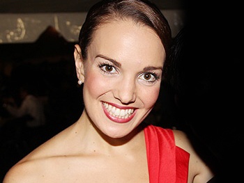 Kara Lindsay