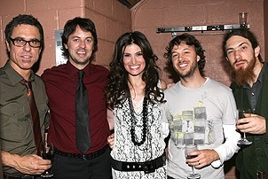 Photo Op - Idina Menzel at Madison Square Garden - Idina Menzel - band