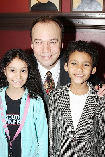 Danny Burstein Honored at Sardi’s – Danny Burstein – Luka Kain – Laurissa Romain