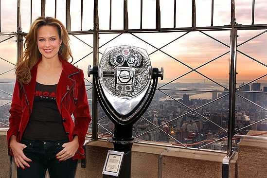 Melorda Hardin Lights the Empire State – Melora Hardin