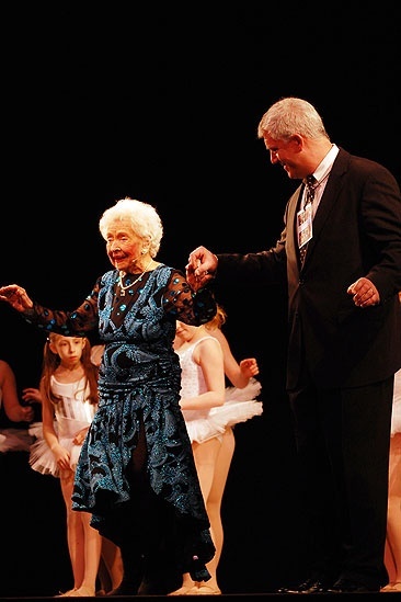 2009 Easter Bonnet – Doris Eaton Travis – Gregory Jbara