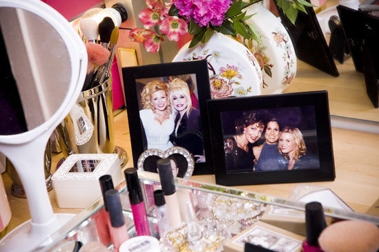 Megan Hilty backstage – photos