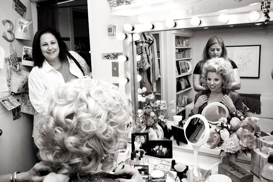 Megan Hilty backstage – Patricia Resnick