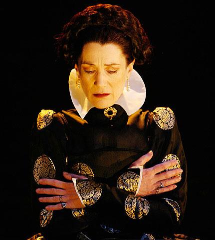 Mary Stuart - Show Photo - Harriet Walker