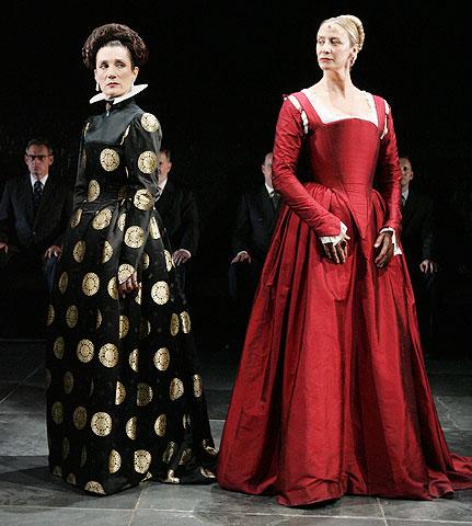 Mary Stuart - Show Photo - Harriet Walter - Janet McTeer