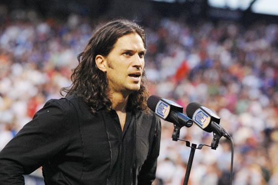 Will Swenson Sings at Mets Game - Will Swenson (singing)