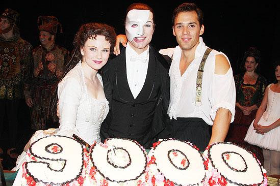 Phantom 9000 performance – Jennifer Hope Wills – Ryan Silverman – John Cudia