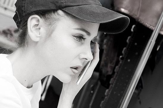 Kerry Butler first performance in Rock of Ages – Kerry Butler (eye makeup)