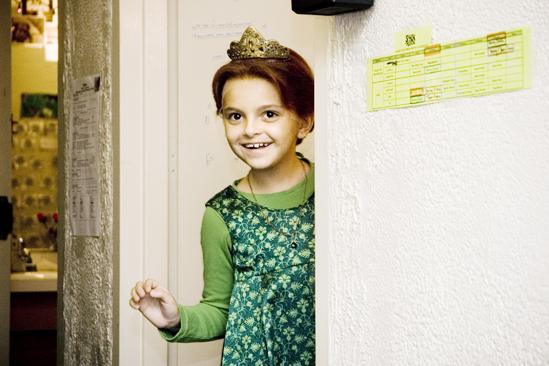 Shrek princess contest winners – Hannah Beatt (dressing room)