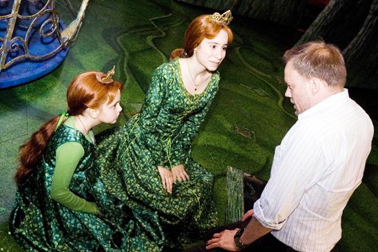 Shrek princess contest winners – Laura Laureano – Hannah Beatt – Jason Moore (costume)