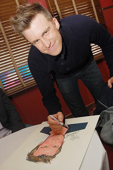 Swenson and Creel at Sardi’s – Gavin Creel (signing)