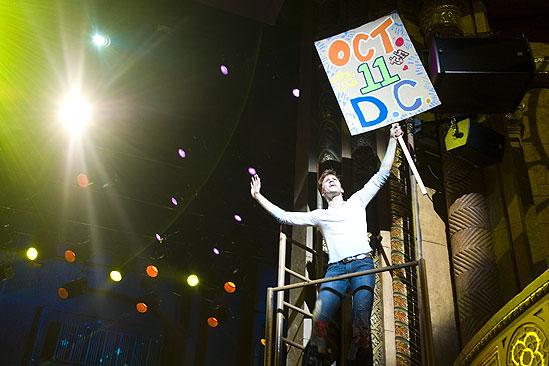 Hair Pre-Equality March Curtain Call - Gavin Creel