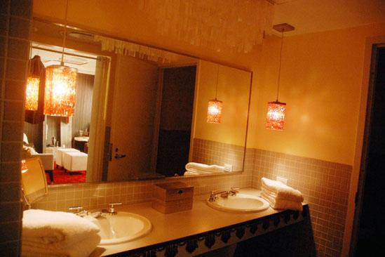 John Stamos Dressing Room - Bathroom after
