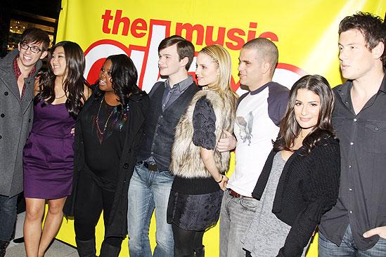 Glee CD signing – cast