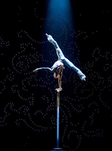 Show Photos - Cirque du Soleil's Banana Shpeel - cast 6