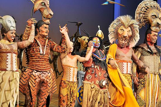 Whoopi Goldberg at The Lion King – bow