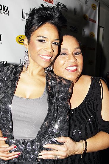 Michelle Williams opens in Chicago – Michelle Williams – Roz Ryan