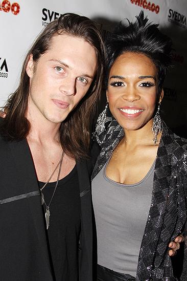 Michelle Williams opens in Chicago – Logan Neitzel – Michelle Williams
